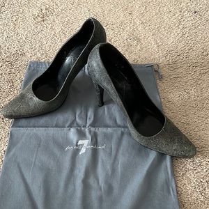 Seven 7 for All Mankind Distressed Grey/Blue Pump (US 10)